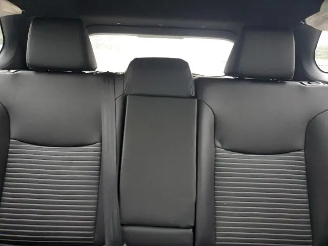 2024 TOYOTA COROLLA CROSS SE  