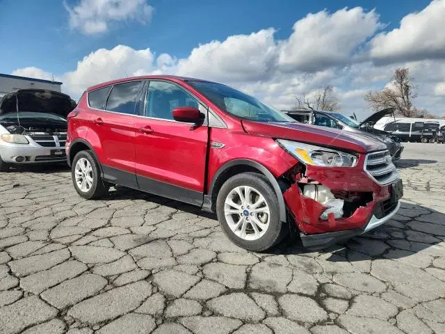 2019 FORD ESCAPE SE  