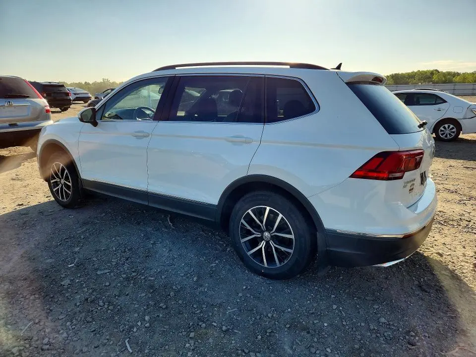 2021 VOLKSWAGEN TIGUAN SE  