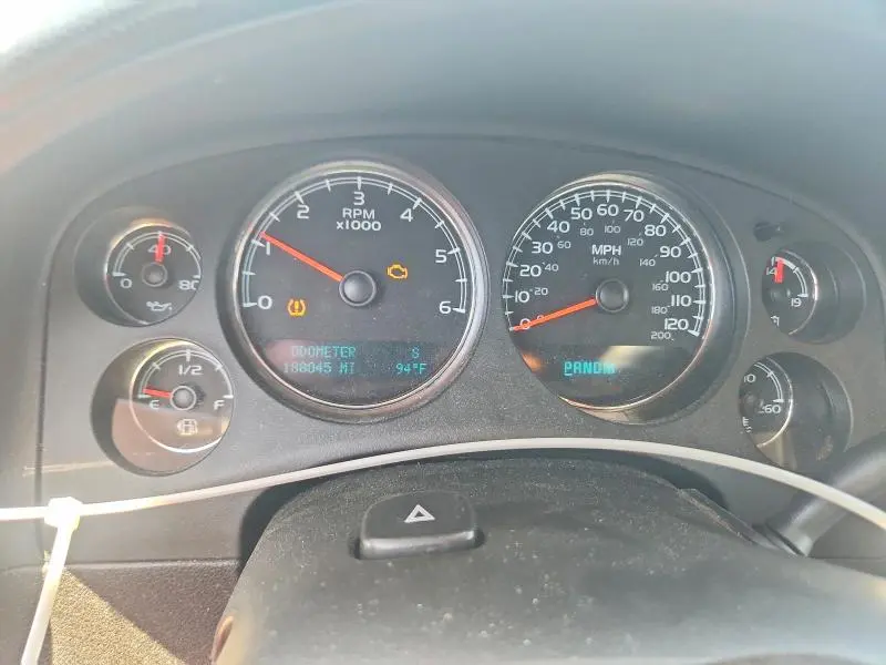 2011 CHEVROLET TAHOE C1500 LT  