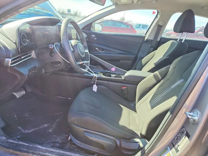 2023 HYUNDAI ELANTRA SEL  