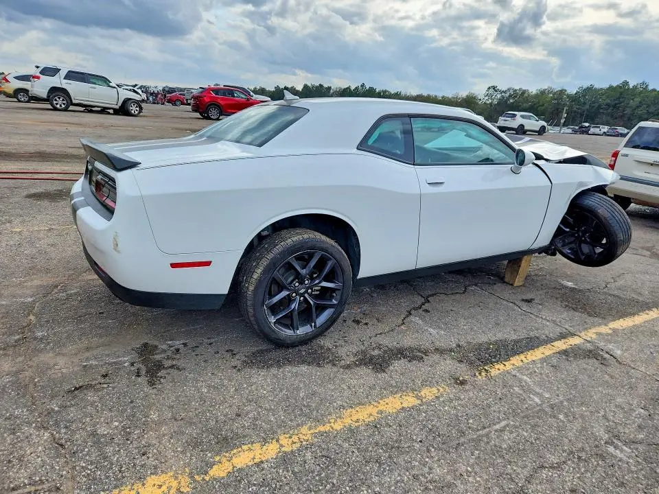 2023 DODGE CHALLENGER SXT  