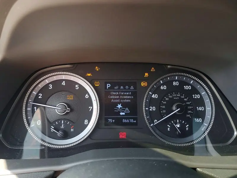 2022 HYUNDAI SONATA SE  