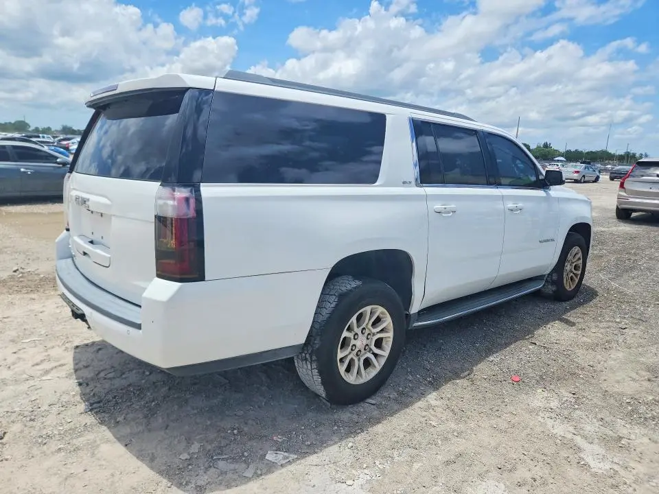 2017 GMC YUKON XL K1500 SLT  