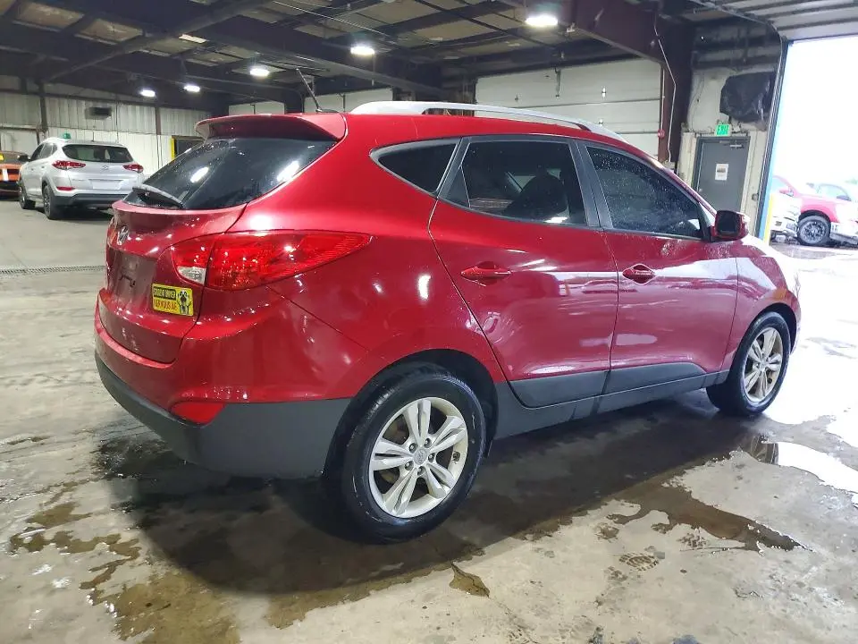 2012 HYUNDAI TUCSON GLS  