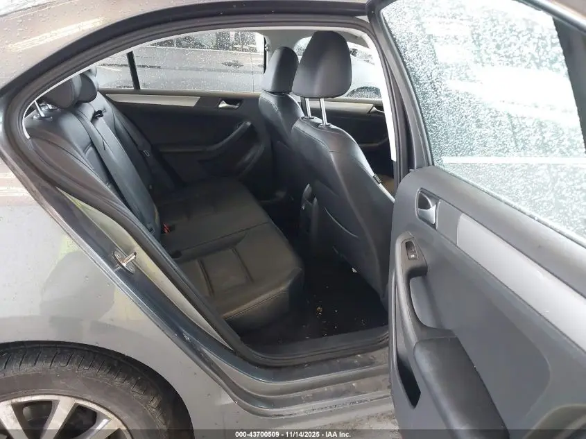 2017 VOLKSWAGEN JETTA 1.4T SE