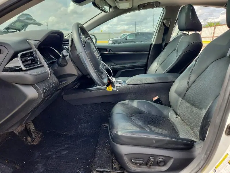 2020 TOYOTA CAMRY XSE  