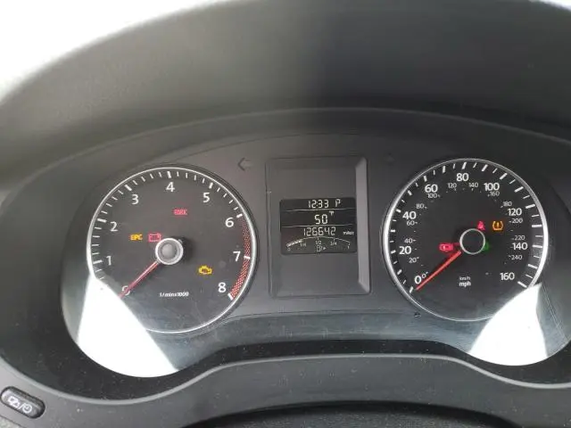 2012 VOLKSWAGEN JETTA SE  