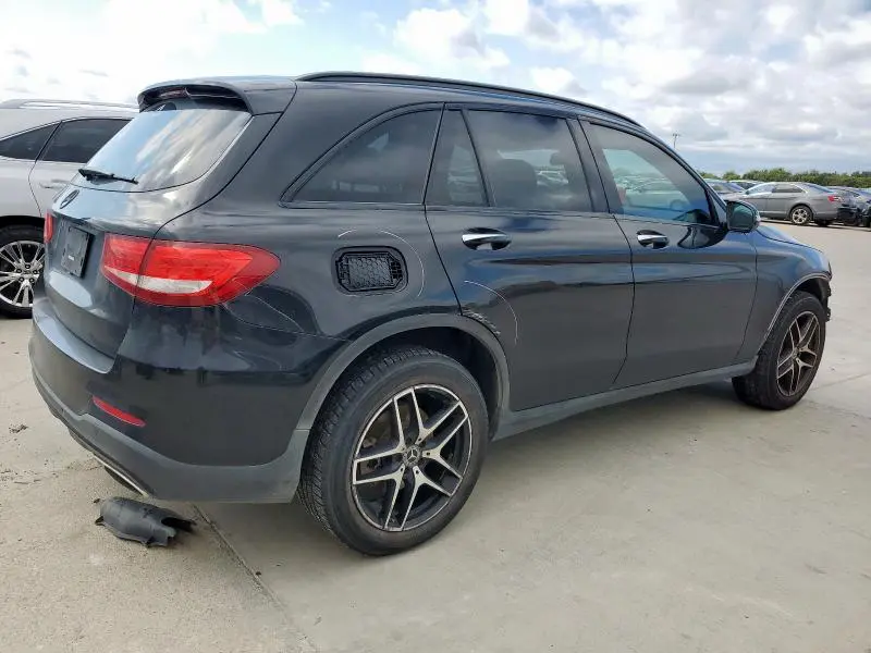 2017 MERCEDES-BENZ GLC 300  