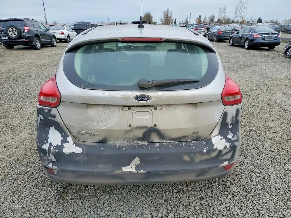 2017 FORD FOCUS SE  
