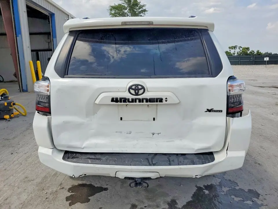 2024 TOYOTA 4RUNNER SR5 PREMIUM  