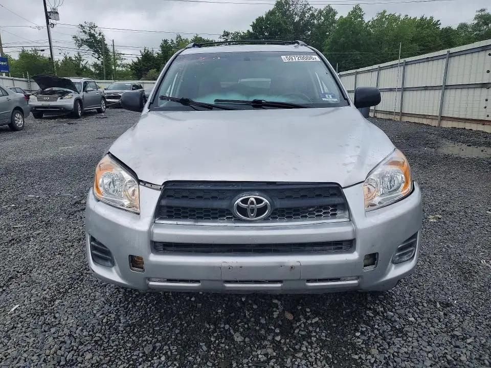 2011 TOYOTA RAV4 BASE  