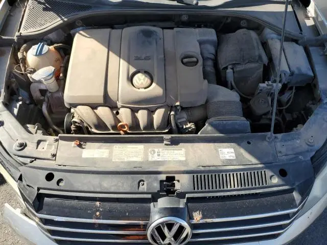 2012 VOLKSWAGEN PASSAT SE  