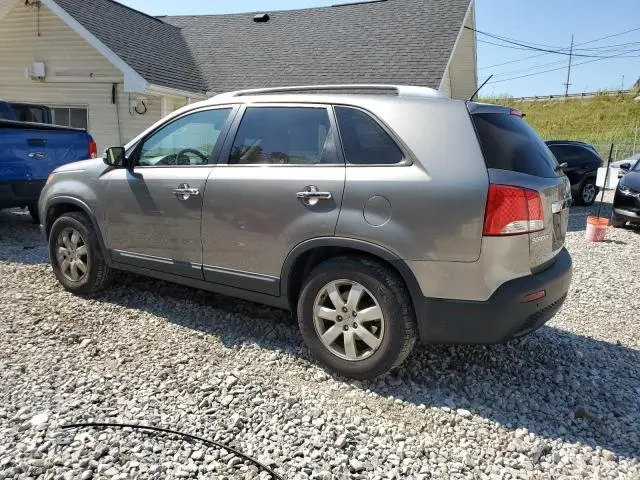 2013 KIA SORENTO LX  