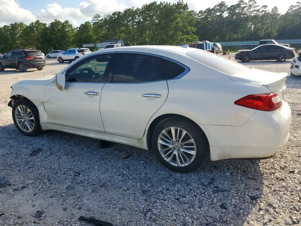 2011 INFINITI M37 X  