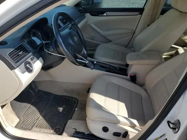 2014 VOLKSWAGEN PASSAT SE  