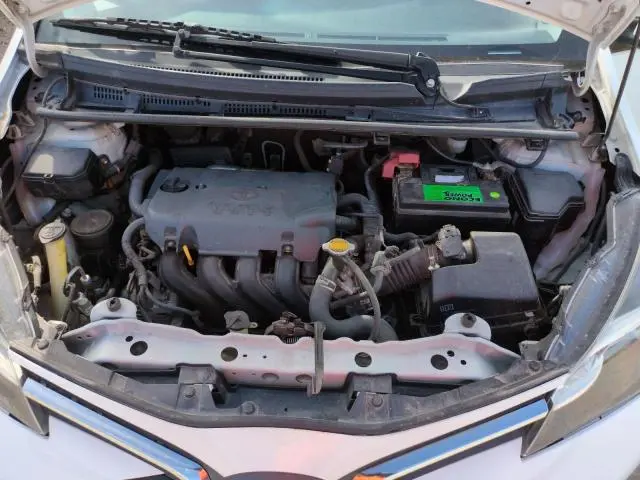 2015 TOYOTA YARIS   