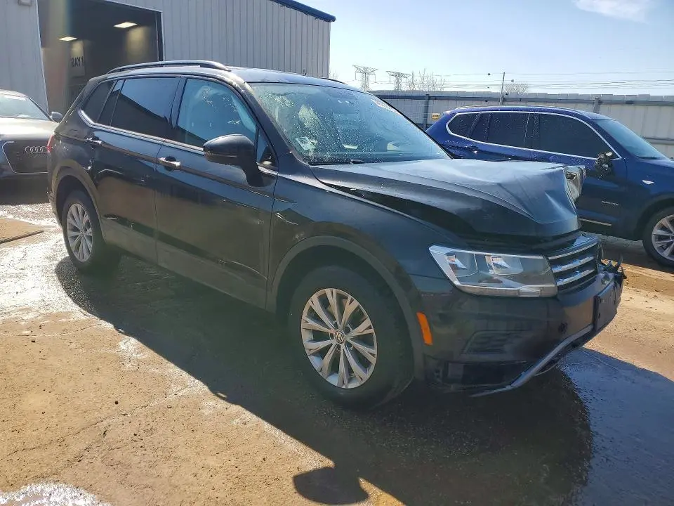 2018 VOLKSWAGEN TIGUAN S  