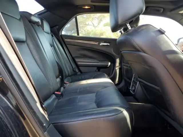 2011 CHRYSLER 300 LIMITED  