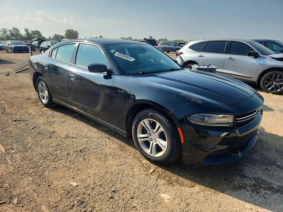 2015 DODGE CHARGER SE  