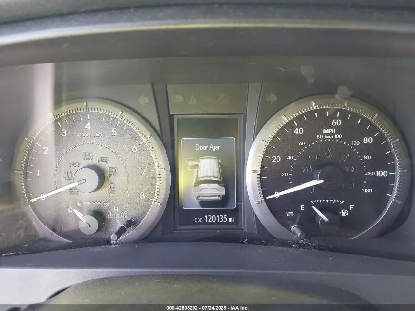 2019 TOYOTA SIENNA LE 8-PASSENGER