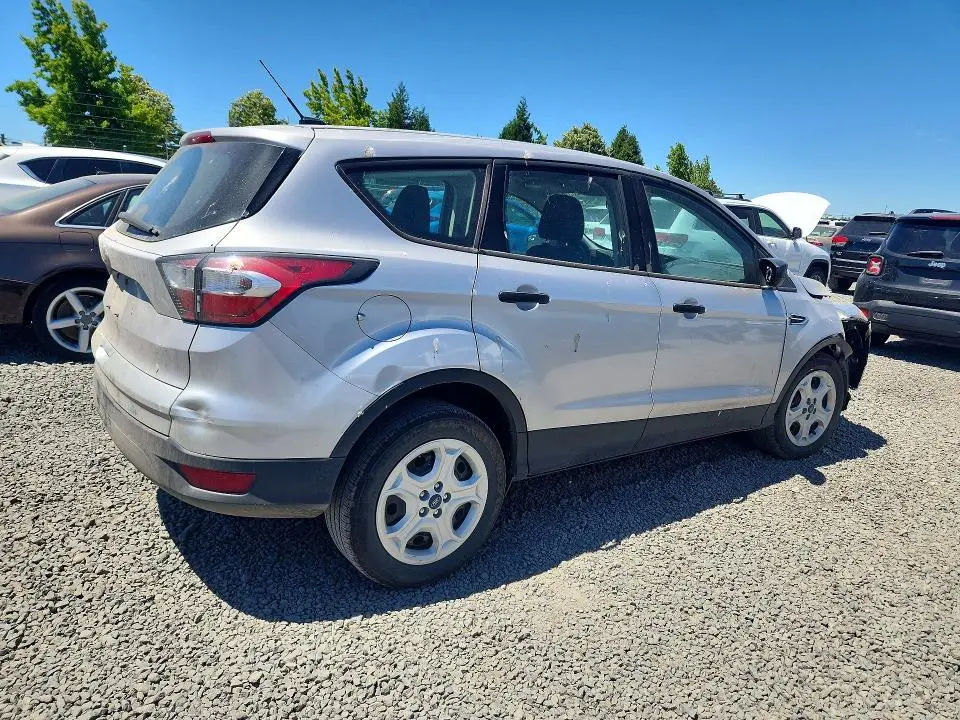 2017 FORD ESCAPE S  