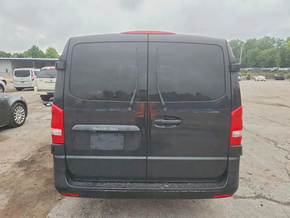 2018 MERCEDES-BENZ METRIS   