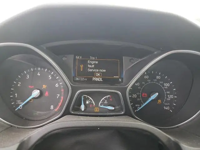 2015 FORD FOCUS SE  