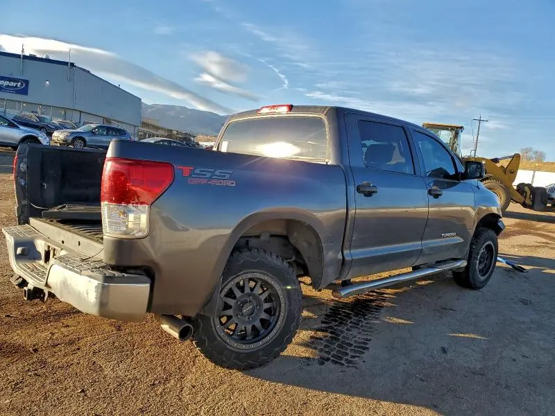 2013 TOYOTA TUNDRA CREWMAX SR5  