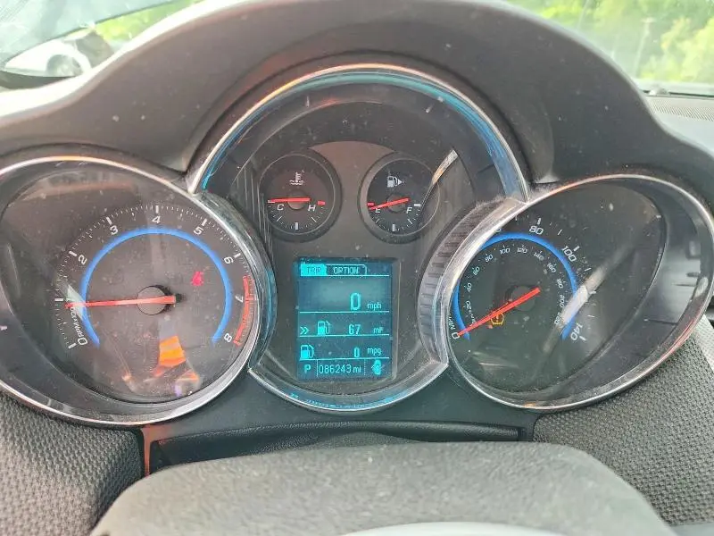 2015 CHEVROLET CRUZE   
