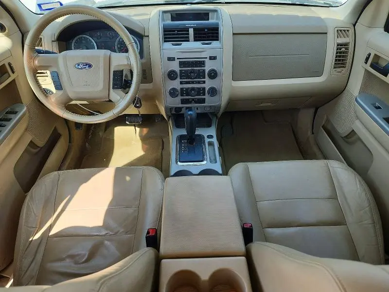 2011 FORD ESCAPE XLT  
