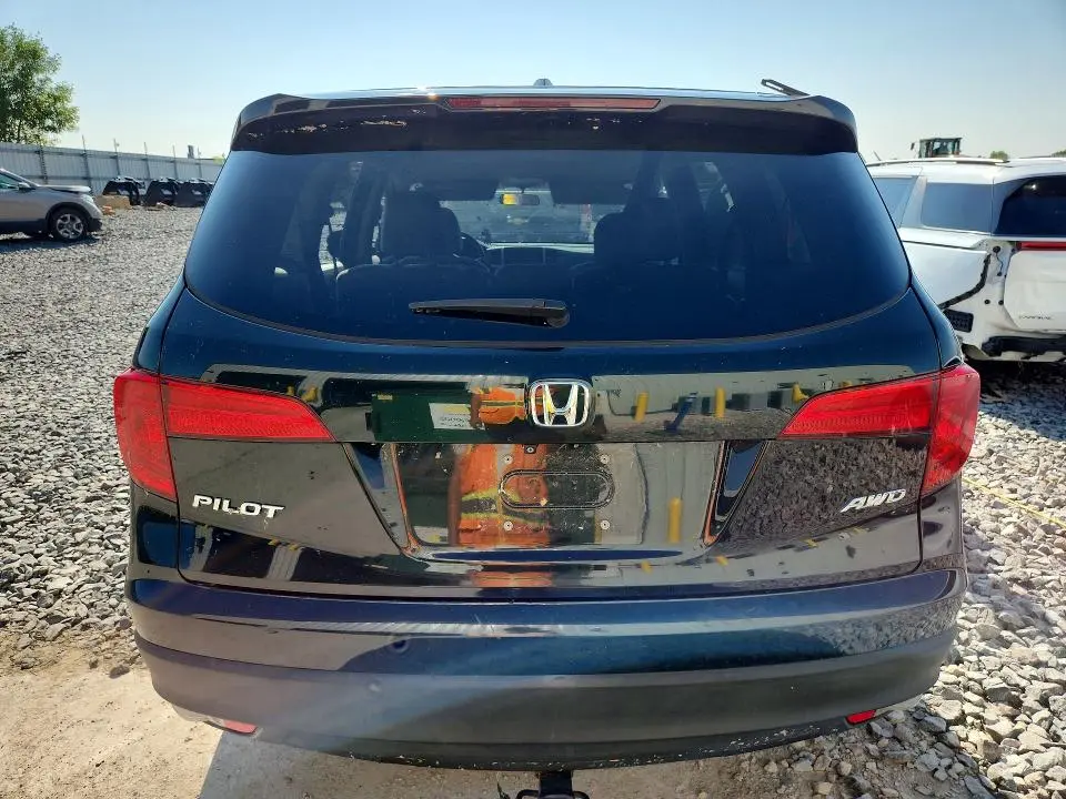 2018 HONDA PILOT EX  