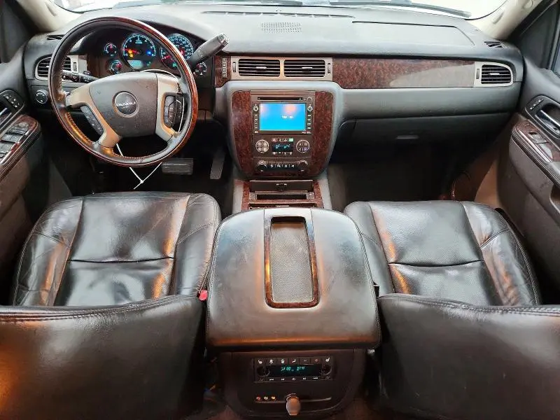2011 GMC YUKON DENALI  