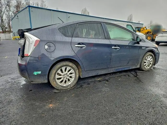 2014 TOYOTA PRIUS PLUG-IN   