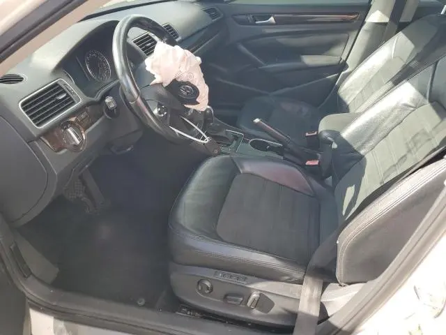 2015 VOLKSWAGEN PASSAT SEL  