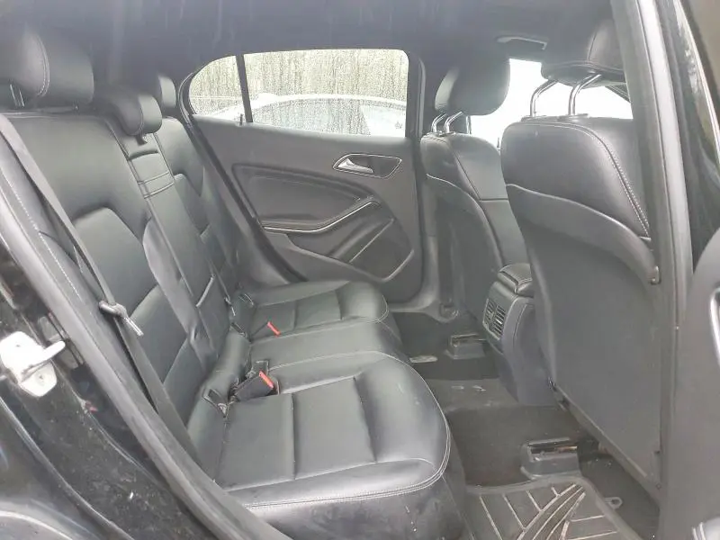 2016 MERCEDES-BENZ GLA 250 4MATIC  