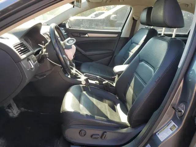 2014 VOLKSWAGEN PASSAT SE