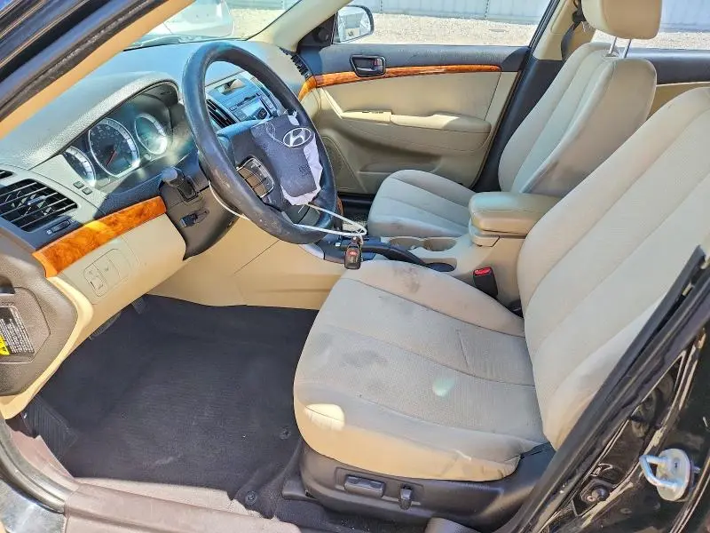 2010 HYUNDAI SONATA GLS  