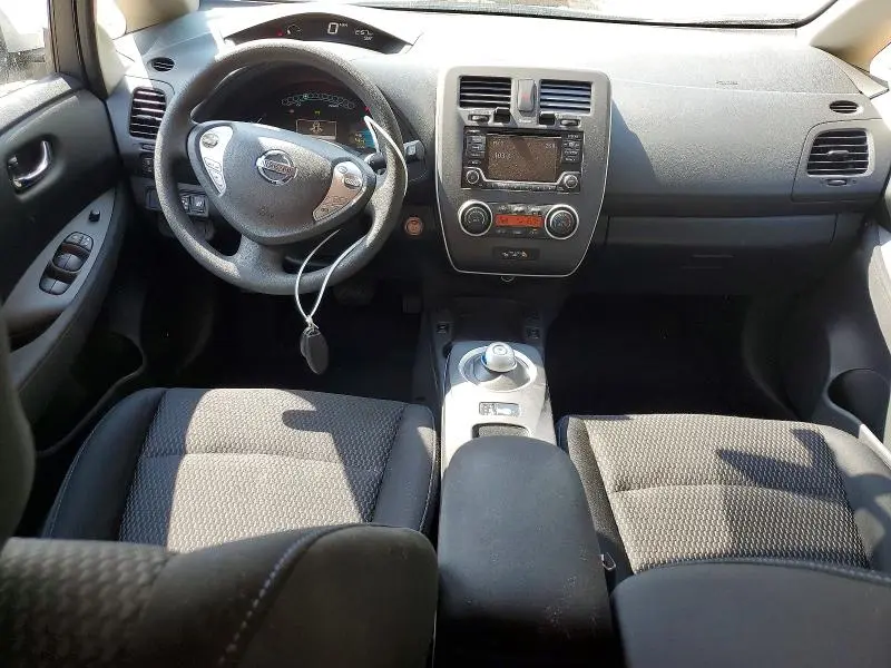2017 NISSAN LEAF S  