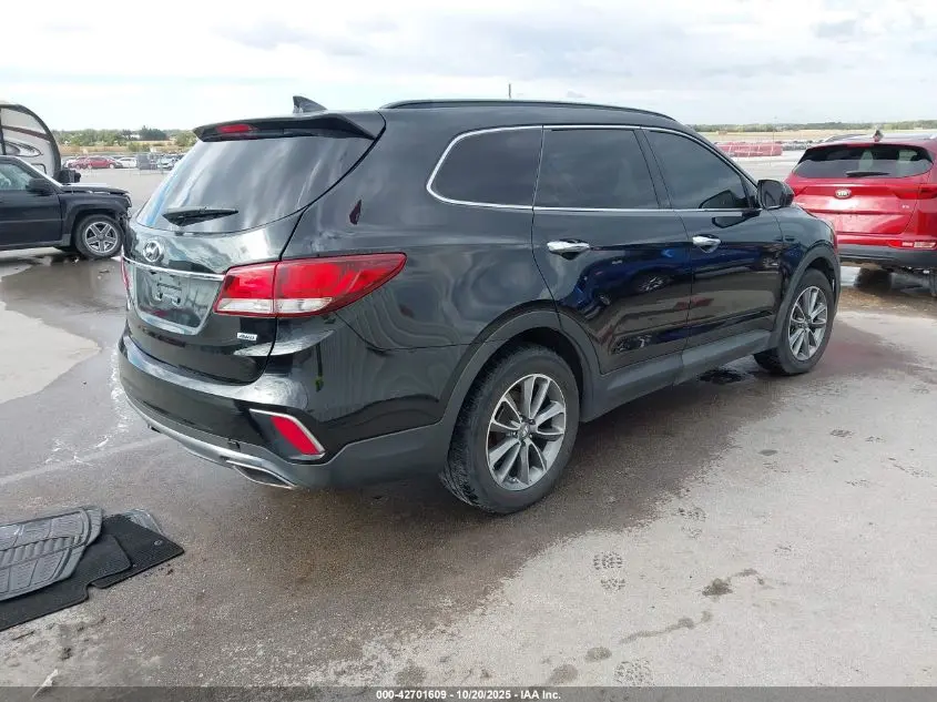 2017 HYUNDAI SANTA FE SE