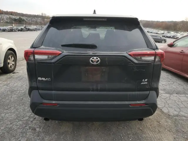 2022 TOYOTA RAV4 LE  