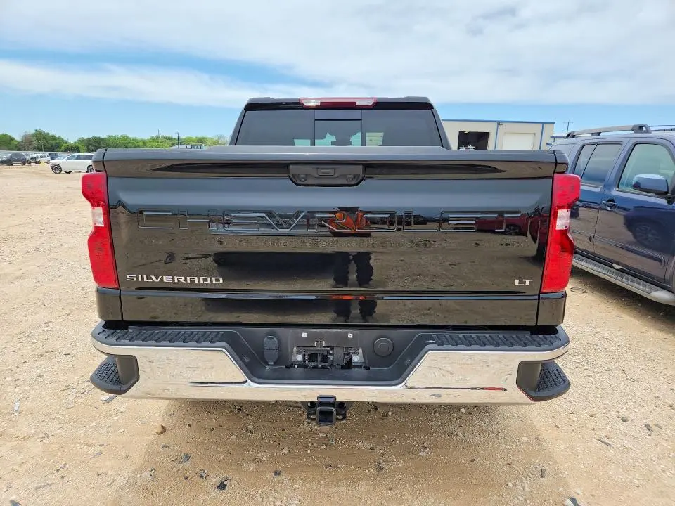 2025 CHEVROLET SILVERADO C1500 LT  