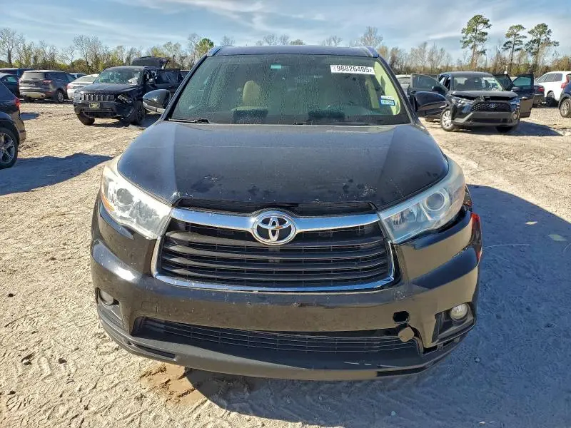 2016 TOYOTA HIGHLANDER XLE  