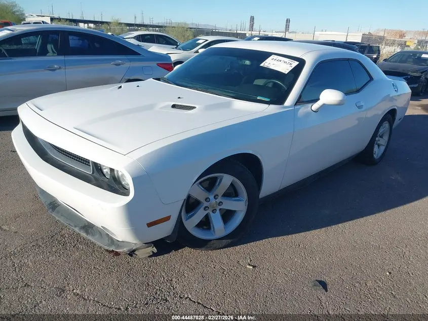 2013 DODGE CHALLENGER SXT PLUS