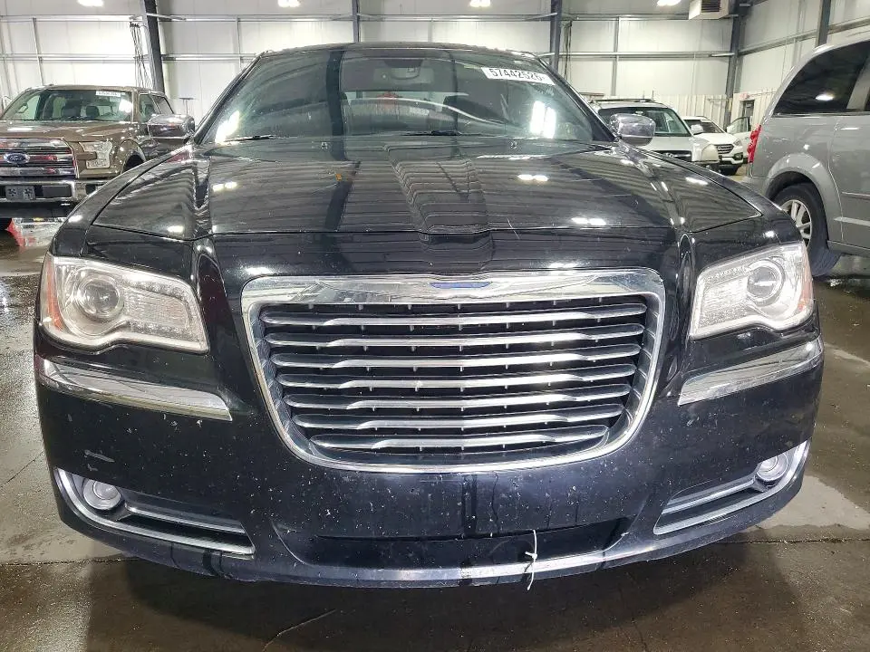 2012 CHRYSLER 300C   