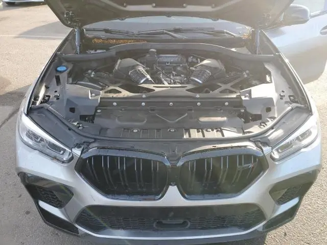 2021 BMW X6 M  
