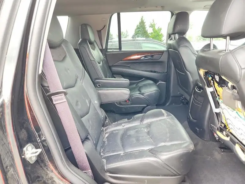 2015 CADILLAC ESCALADE LUXURY  