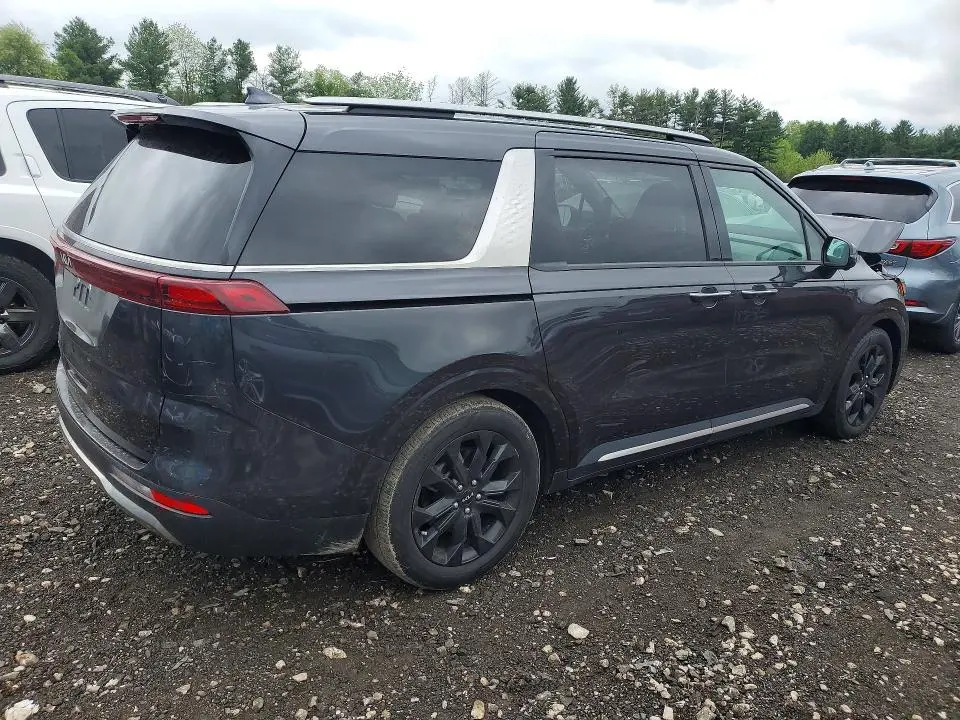 2024 KIA CARNIVAL SX  