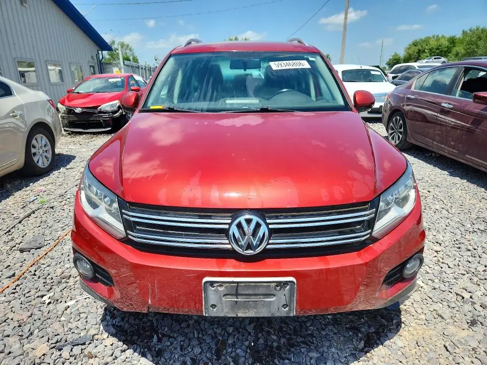2013 VOLKSWAGEN TIGUAN S  