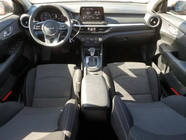2022 KIA FORTE FE  